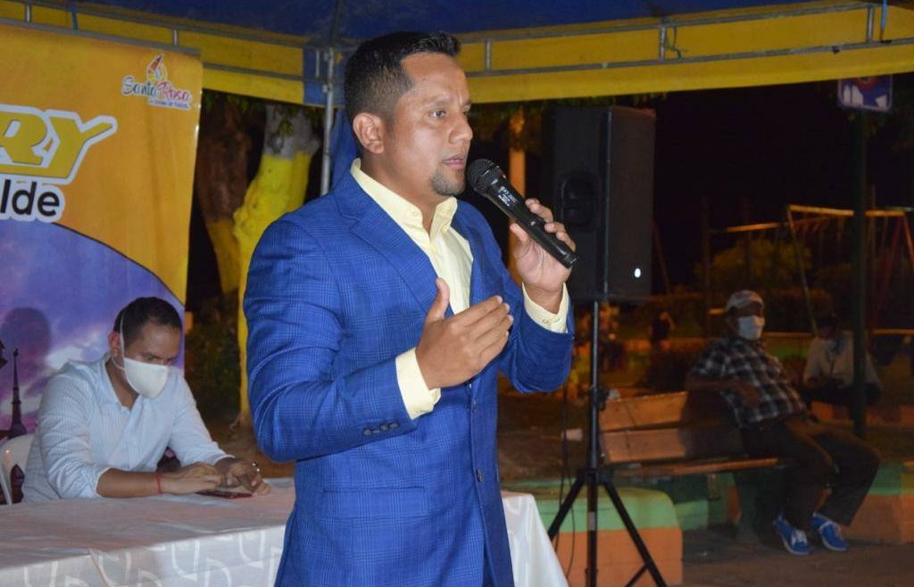 Alcalde Larry Vite participó en la socialización del proyecto de reconstrucción y ampliación de la vía Santa Rosa – Puerto Jelí