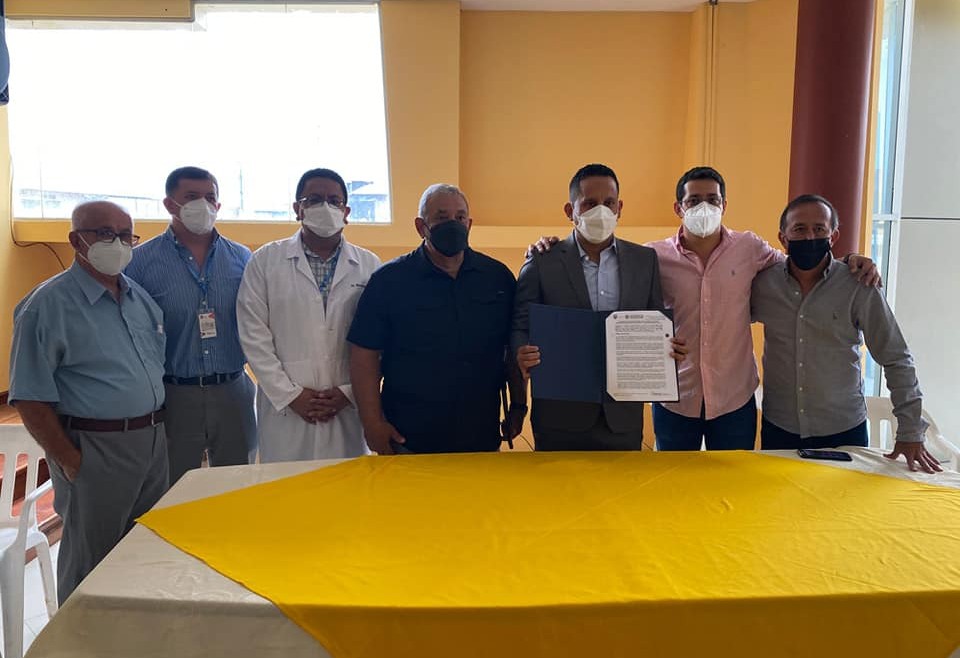 ALCALDE LARRY VITE FIRMA CONVENIO CON LA COORDINACIÓN ZONAL SALUD 7 PARA LOS ESTUDIOS DE CONSTRUCCIÓN DEL NUEVO HOSPITAL SANTA TERESITA
