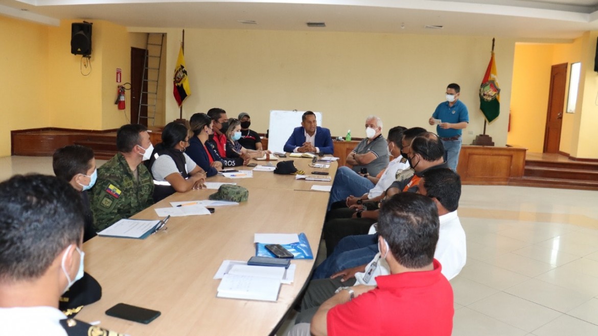 ALCALDE LARRY VITE PRESIDE MESA DE SEGURIDAD Y DEFINE ACCIONES POR FERIADO DE CARNAVAL