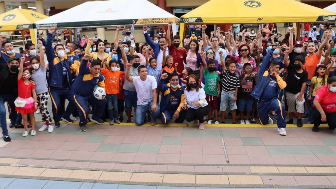 ALCALDE LLARY VITE INAUGURA COLONIAS VACACIONALES GRATUITAS PARA LA NIÑEZ Y JUVENTUD SANTARROSEÑA