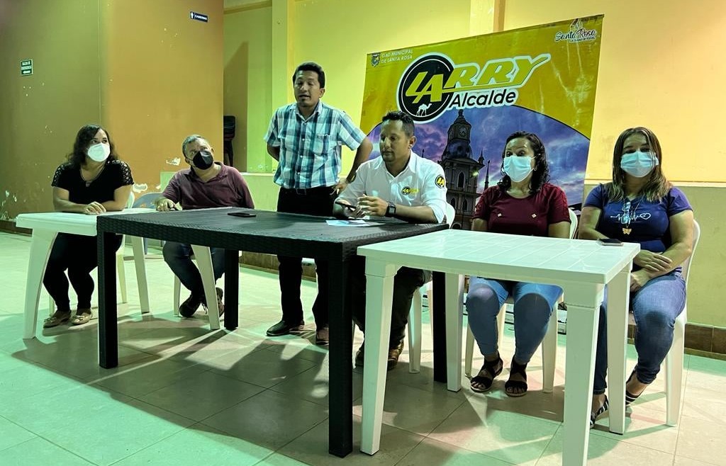 ALCALDE LARRY VITE SOCIALIZA PROYECTO DE CONSTRUCCIÓN DEL CENTRO DEPORTIVO FAMILIAR EN EL SITIO LA CHILCA, PARROQUIA TORATA
