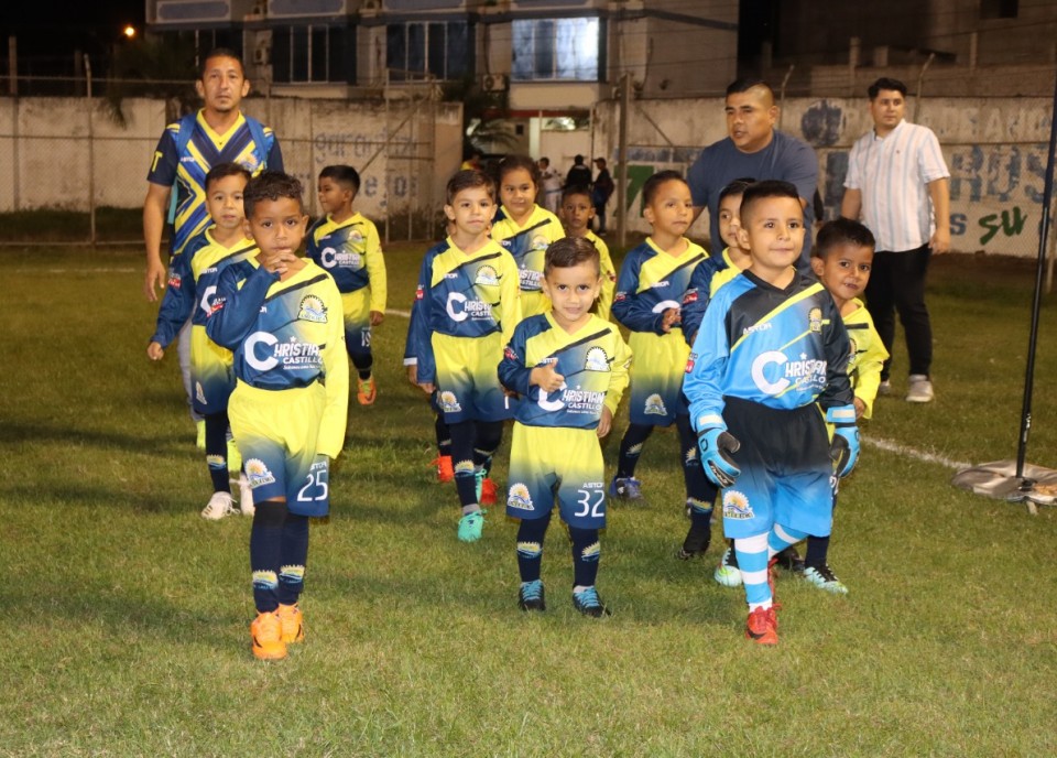 1b156983-9fba-4e3e-b7d6-55d89a2e5b3d CON GRAN ÉXITO SE INAUGURA CAMPEONATO INFANTIL COPA LARRY VITE "VIVE LA VIDA SIN DROGAS" SE INSCRIBIERON 12 EQUIPOS DE SANTA ROSA, HUAQUILLAS Y MACHALA
