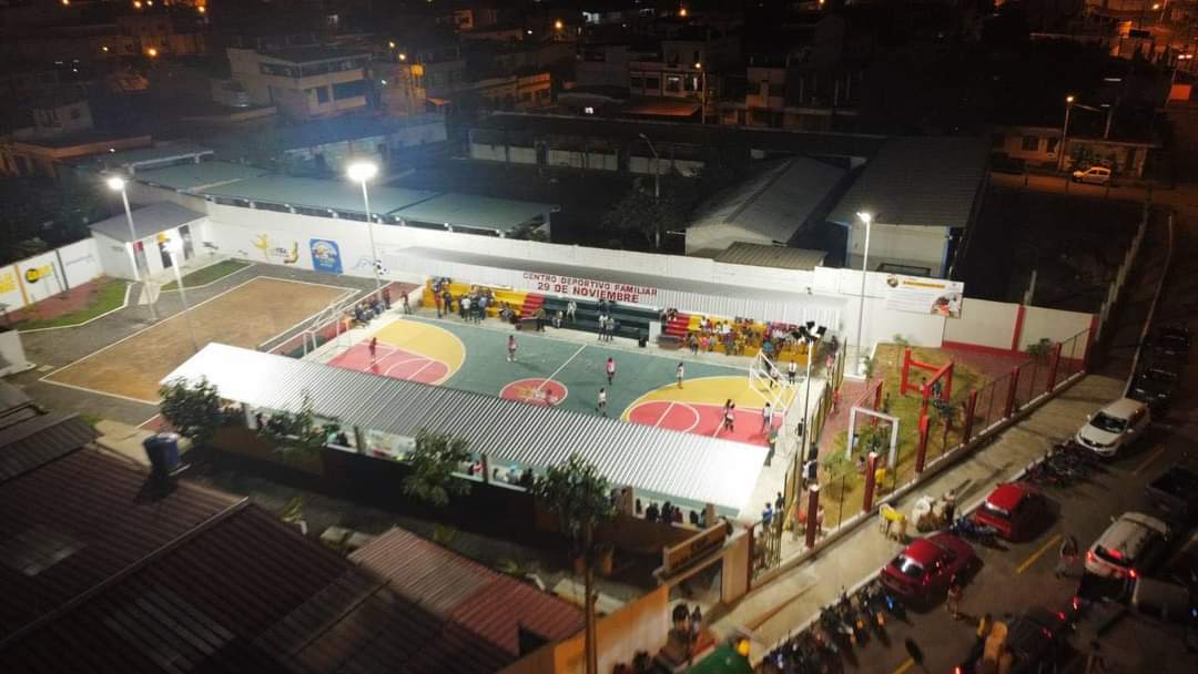Jornadas deportivas se vivieron en el nuevo y moderno Centro Deportivo Familiar del barrio 29 de Noviembre