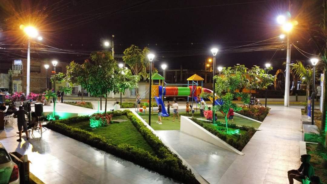 Alcalde Larry Vite realizó inaugura parque infantil del barrio Oscar Paladines