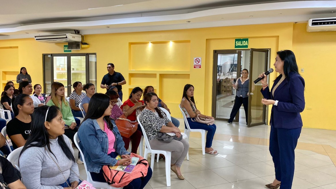 Inicia el nuevo curso gratuito de técnicas capilares impulsado por el alcalde Larry Vite en conjunto con la marca Chocolife y la empresa Mercanpaz