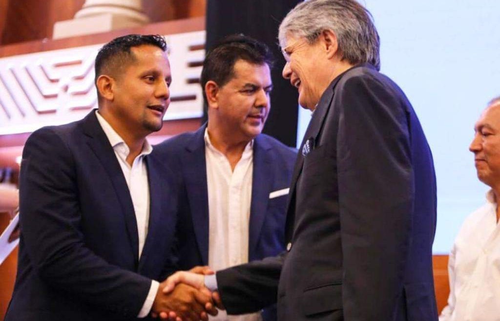 Alcalde Larry Vite y BDE suscriben carta intención de financiamiento para la construcción de centros recreativos de Las Palmeras y El Bosque