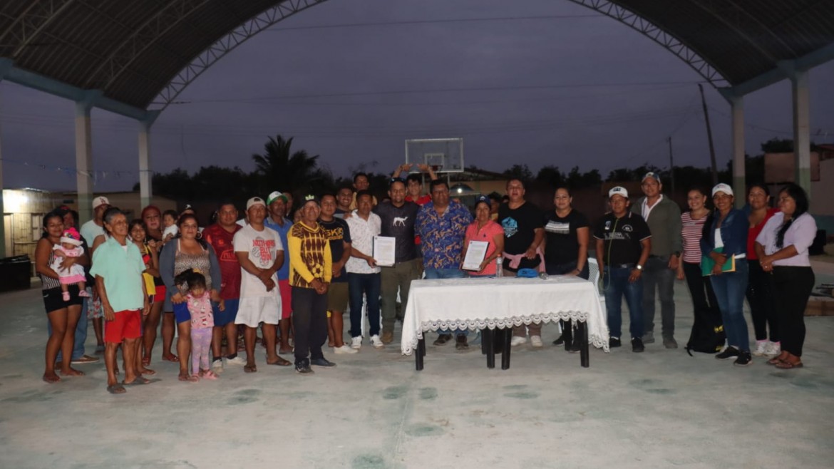 Alcalde Larry Vite entrega ayudas técnicas y materiales educativos, turísticos, deportivos y de construcción a las islas del Archipiélago de Jambelí