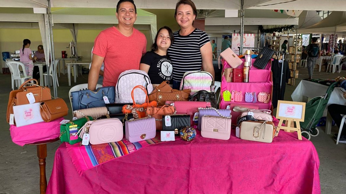 Feria navodeña “SANTA ROSA EMPRENDE” reunió a más de 80 emprendedores