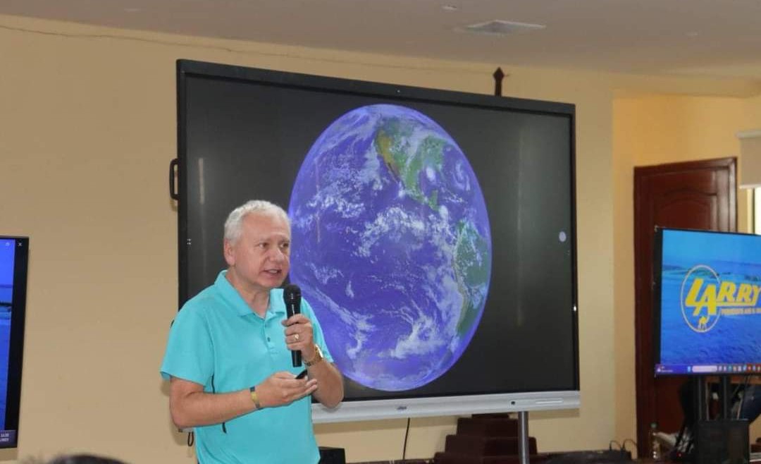 Con éxito se cumplió conferencia sobre fenómeno de El Niño y otros desastres naturales en Santa Rosa