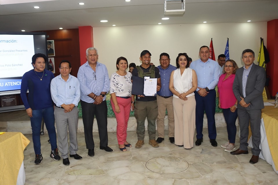 Presidente AME EL Oro, Larry Vite, preside reunión de trabajo con alcaldes de la provincia y autoridades de SENAE