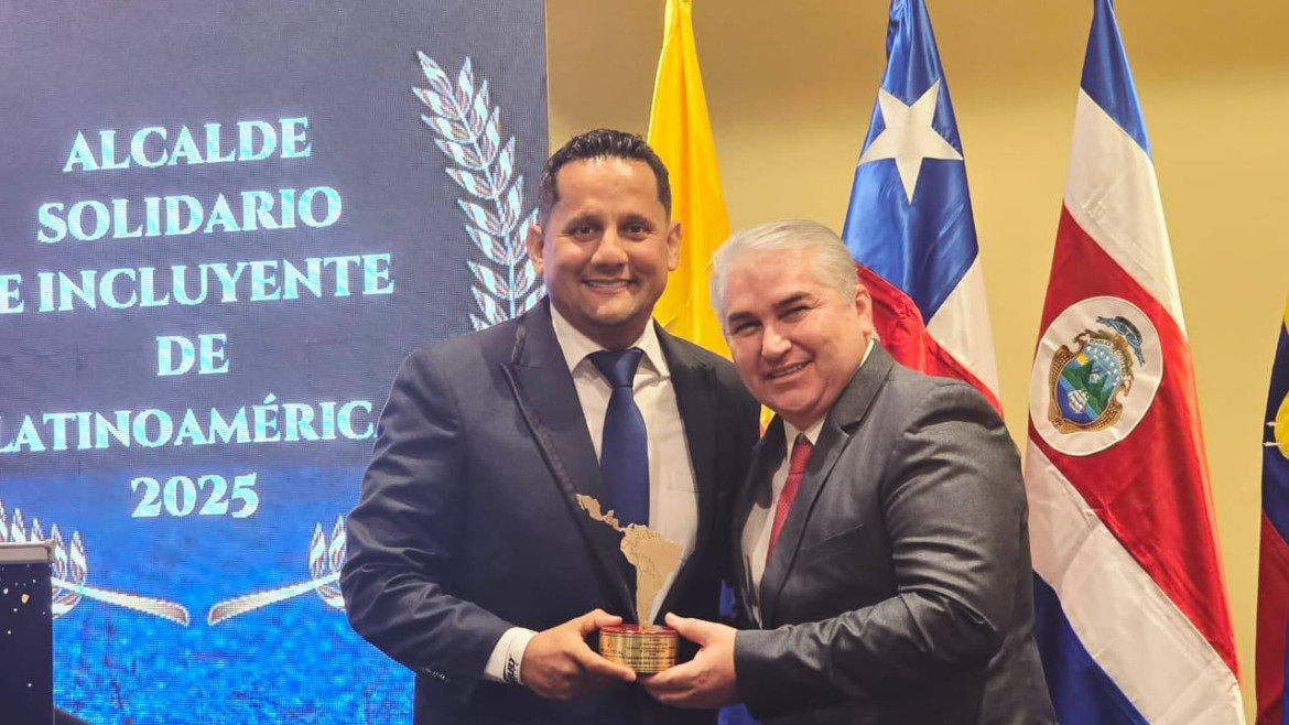 Segundo reconocimiento internacional recibe alcalde Larry Vite por INCLUSOCIAL en Colombia