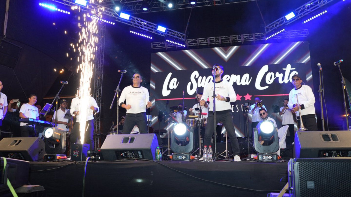 Fiestas patronales de Santa Rosa dinamizaron la economía local y cerraron con música, emprendimientos y seguridad